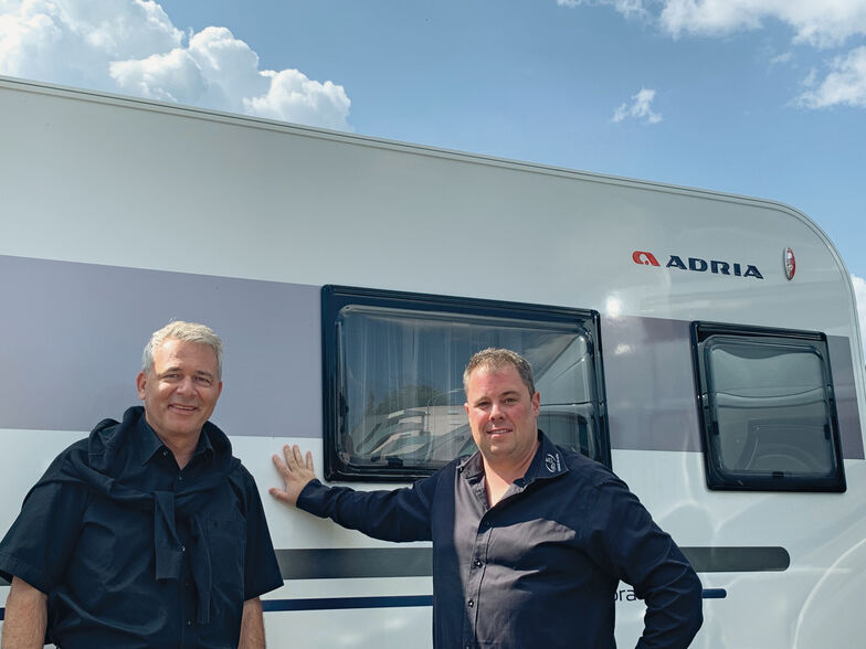 Directeur de l'entreprise Elvis Lehmann avec son co-directeur Claude Noirjean.