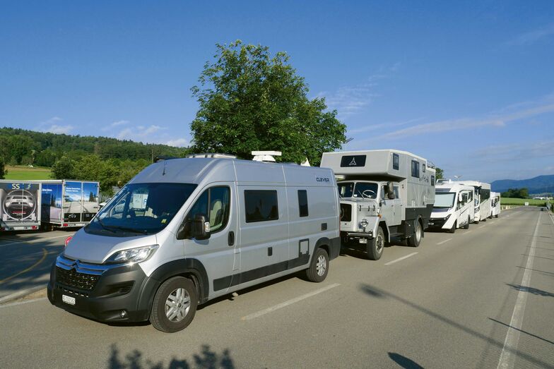 Un joyeux troupeau de camping-caristes a suivi les cours proposés par l’École d’anti-dérapage ASSR.