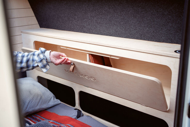 Jedes Exemplar wird individuell in Handarbeit hergestellt.