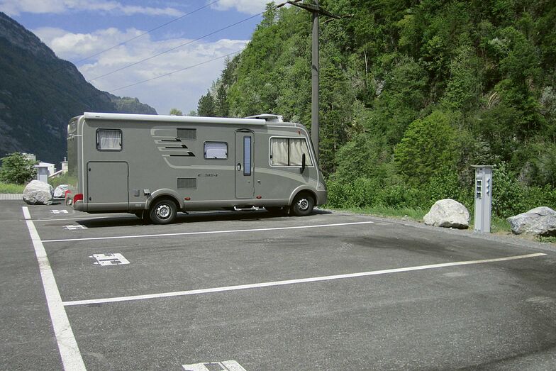 Outre les terrains de camping en bordure des lacs de Walenstadt et du Klöntal, le canton de Glaris a créé une série de parkings au cours des dernières années.