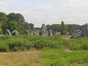 Die Steinfelder bei Carnac wurden rund 4500 Jahre vor unserer Zeitrechnung aufgestellt.