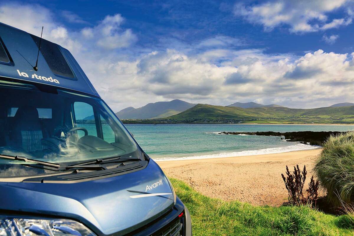 An den Stränden bietet sich unendlich viel Platz während der Irlandreise.