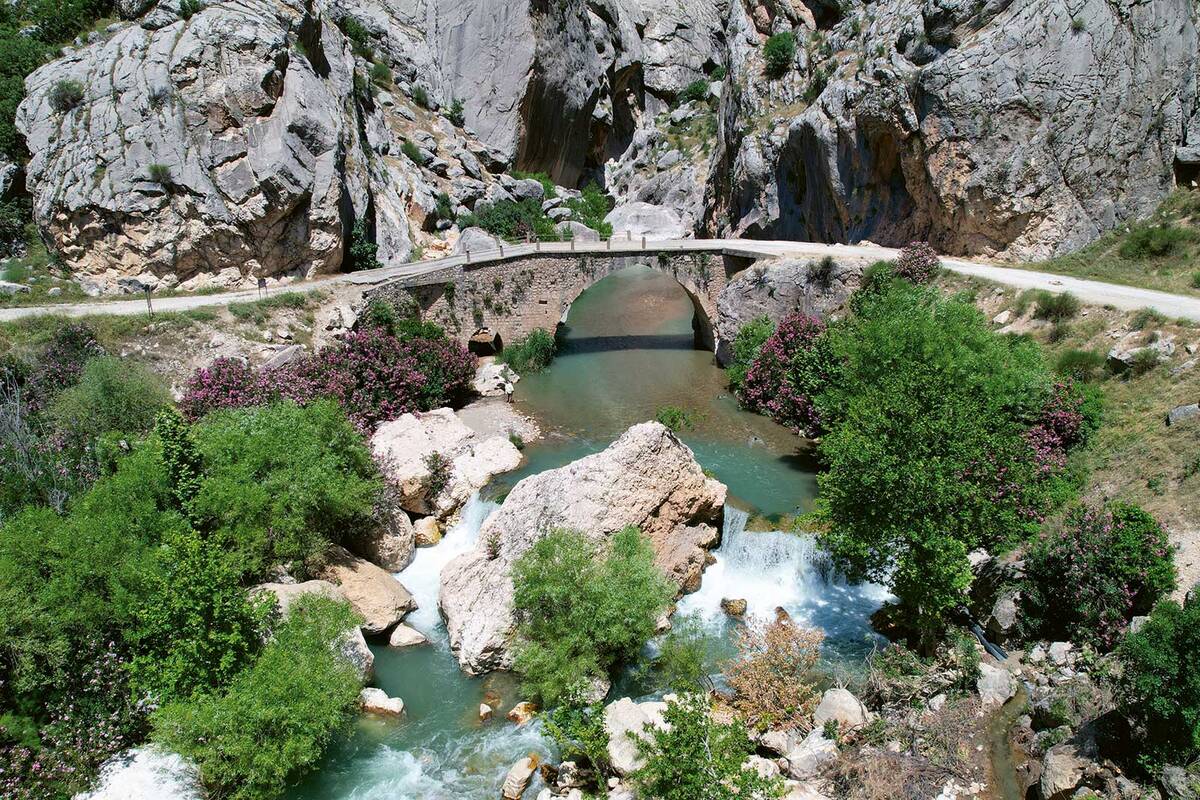 2000 Jahre alte Brücken, die immer noch befahren werden.