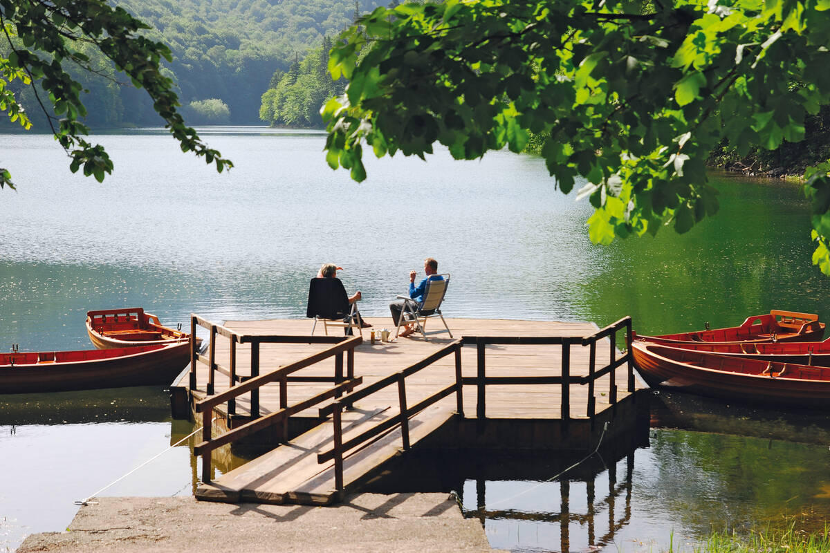 Der Biogradsko Jezero ist ein Gletscherrandsee auf einer Höhe von 1094 m am Ende der Hauptzufahrtsstrasse in den Nationalpark Biogradska Gora.