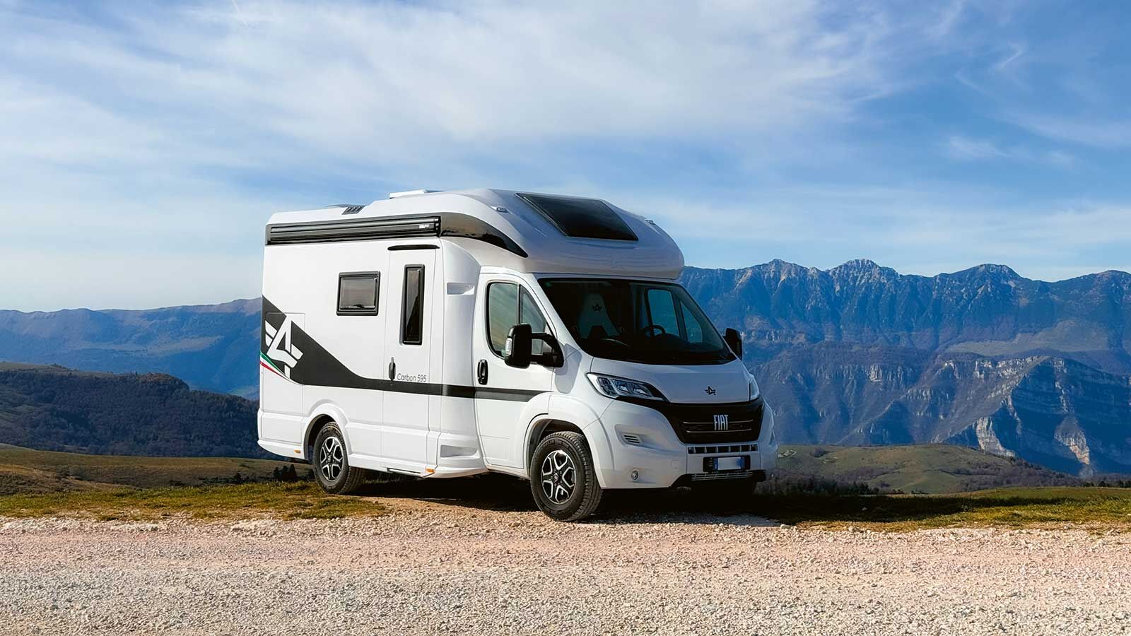 Le camping-car Atlantis a des dimensions compactes.