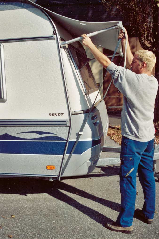 Le passage de la position sortie à celle de conduite s’effectue en un tour de main.